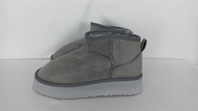Gri Ugg