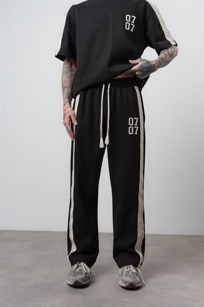 Erkek 07 Şerit Detaylı Baggy Eşofman Altı Siyah