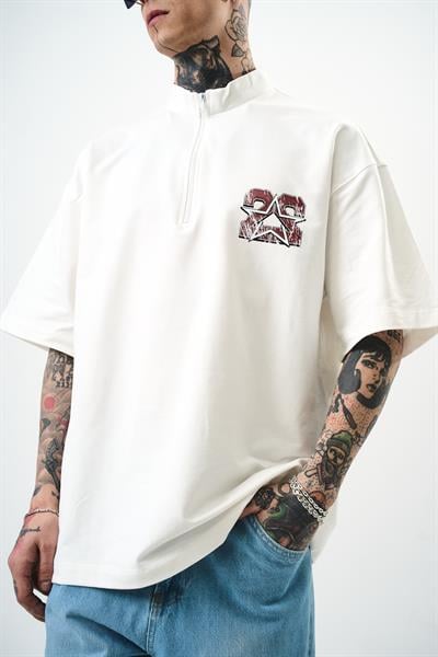 Erkek 22 Baskılı Yarım Fermuarlı Oversize T-Shirt Ekru