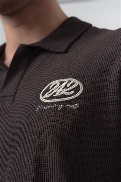 Erkek 242 Nakışlı Regular Fit T-Shirt Şort Takım Kahve
