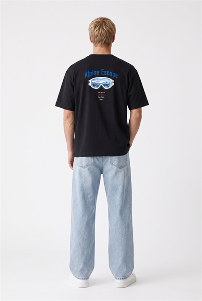 Erkek Alpine Nakışlı Oversize T-Shirt Siyah