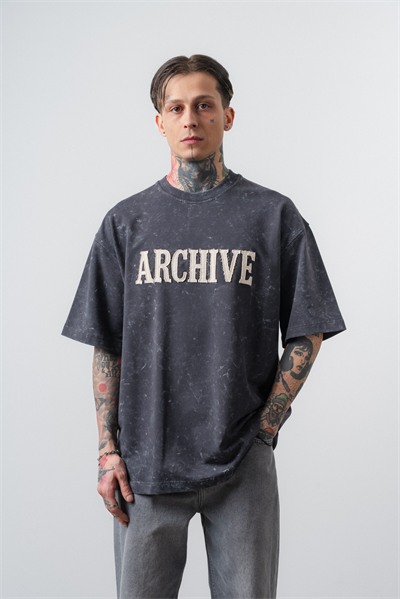 Erkek Archive Nakışlı Yıkamalı Oversize T-Shirt Füme