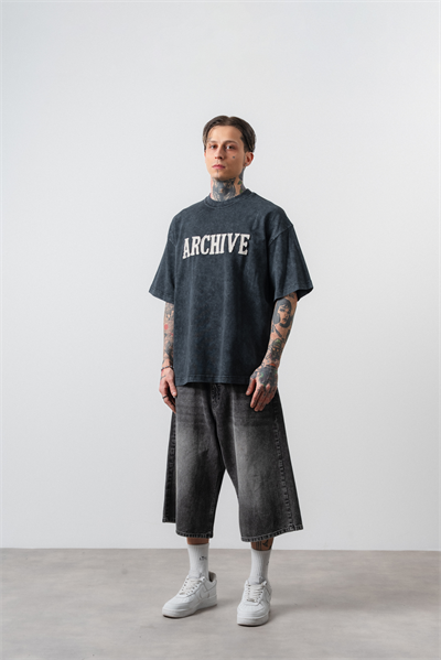 Erkek Archive Nakışlı Yıkamalı Oversize T-Shirt Siyah