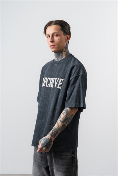 Erkek Archive Nakışlı Yıkamalı Oversize T-Shirt Siyah