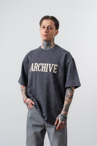Erkek Archive Nakışlı Yıkamalı Oversize T-Shirt Füme