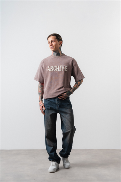 Erkek Archive Nakışlı Yıkamalı Oversize T-Shirt Kahve
