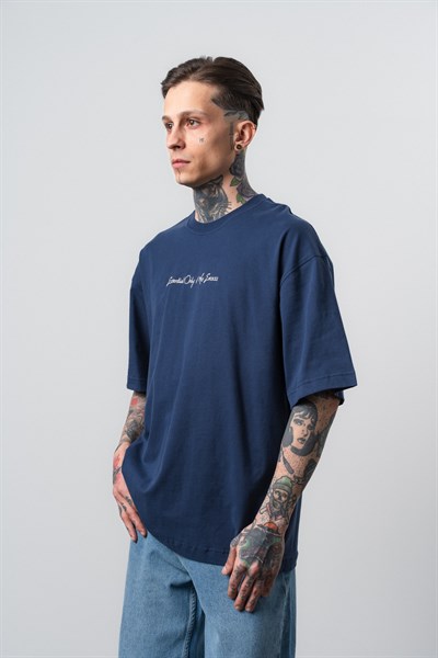 Erkek Essential Nakış Detaylı Oversize T-Shirt Lacivert