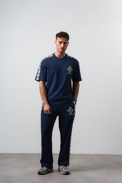 Erkek Far From Basic Şerit Detaylı Regular Fit T-Shirt Pantolon Takım Lacivert