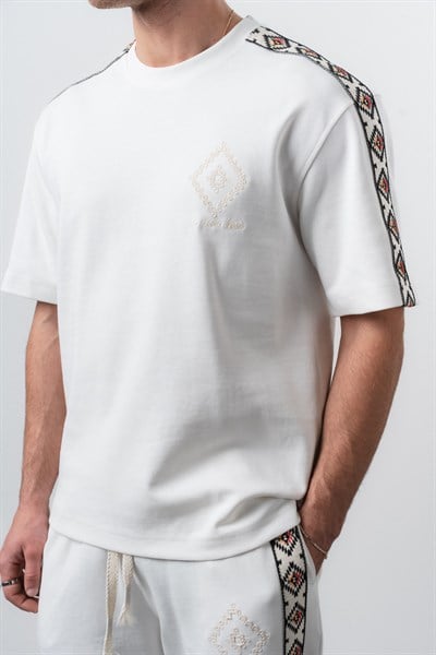 Erkek Far From Basic Şerit Detaylı Regular Fit T-Shirt Pantolon Takım Ekru