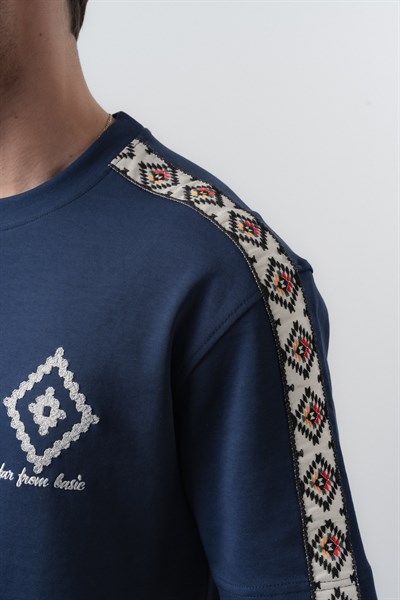 Erkek Far From Basic Şerit Detaylı Regular Fit T-Shirt Pantolon Takım Lacivert