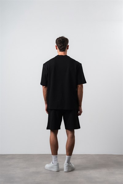 Erkek Nakış Detaylı Regular Fit T-Shirt Şort Takım Siyah