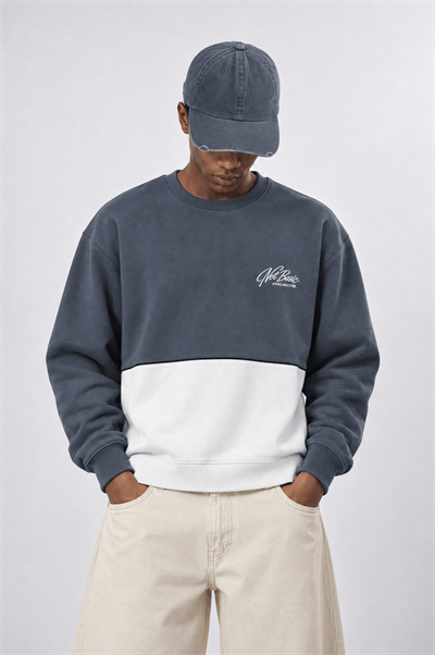 Erkek Not Basic Project Nakışlı Oversize Sweatshirt Füme