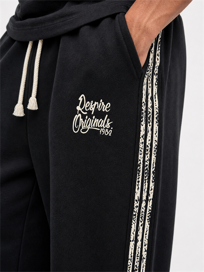 Erkek Originals Şerit Detaylı Regular Fit Eşofman Takımı Siyah
