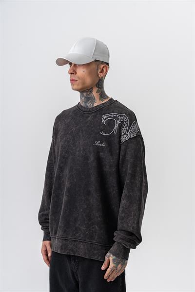 Erkek Snake Nakışlı Yıkamalı Bisiklet Yaka Oversize Sweatshirt Siyah