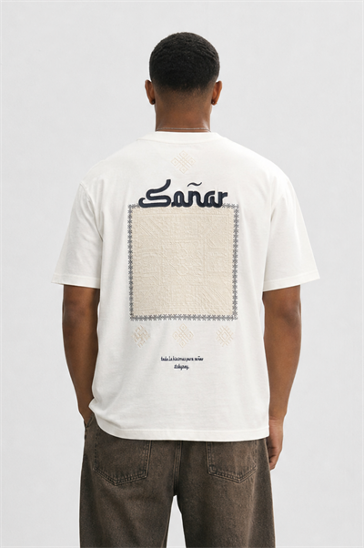 Erkek Sonar Nakış Detaylı Oversize T-Shirt Ekru