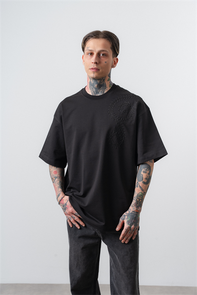 Erkek Spiral Nakış Detaylı Oversize T-Shirt Siyah