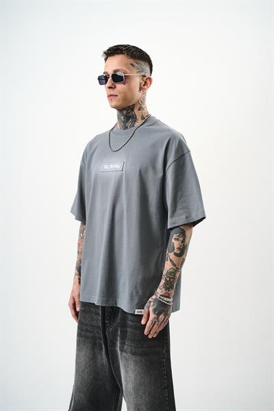 Erkek Try To Pray Nakışlı Oversize T-Shirt Füme