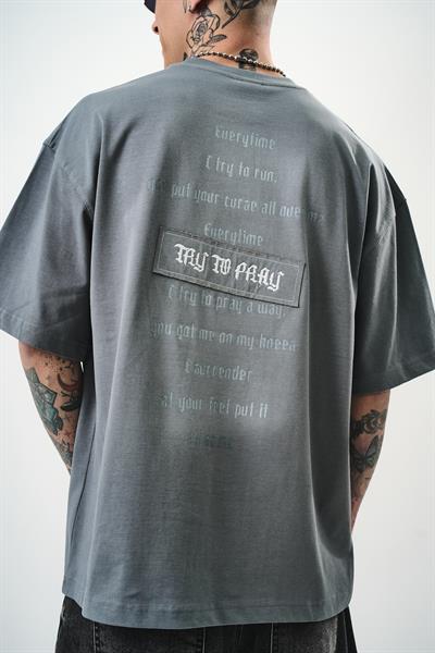 Erkek Try To Pray Nakışlı Oversize T-Shirt Füme