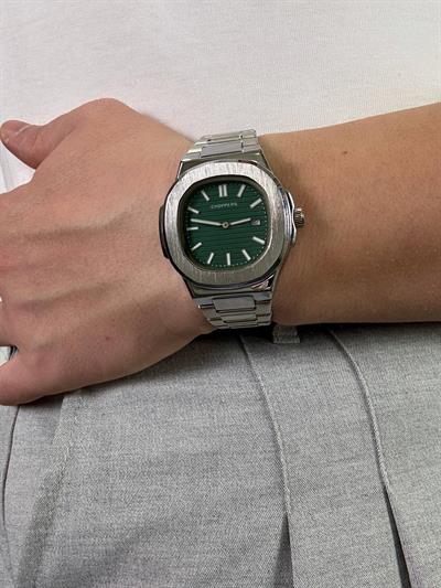 84 Vivaldi Green Screen Vintage Wristhwatch VV