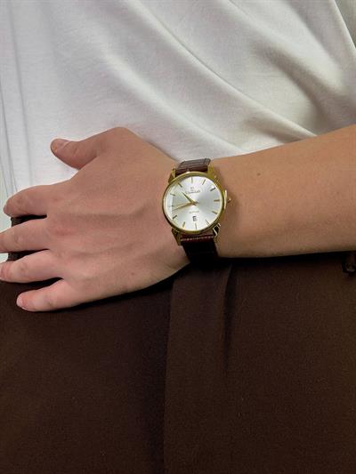 Arden White Screen Leather Cord Vintage Wristhwatch VV