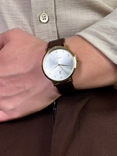 Bellon Vintage Leather Cord Wisthwatch