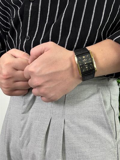 Black 92 S Square Leather Cord Vintage Wristhwatch VV