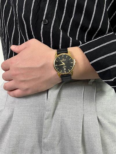 Black Night Leather Cord Vintage Wristhwatch VV
