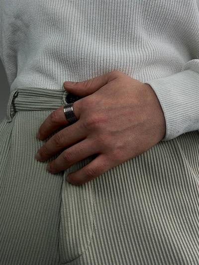 Bold Detail Ring