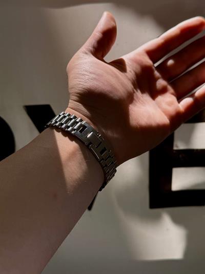 Bold Silver Clip Bracelet