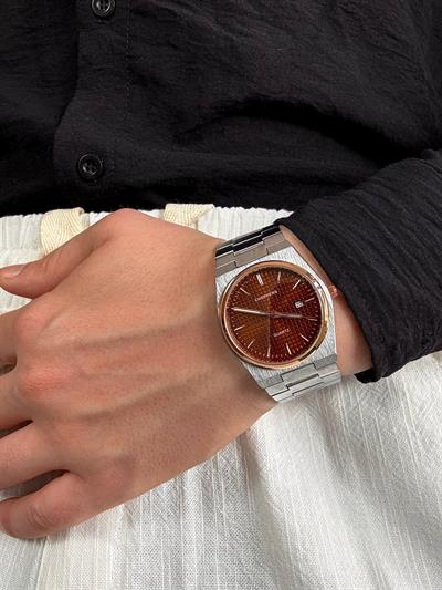 Bronze Frame Red Dial Wristwatch