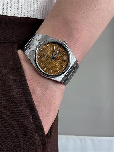 Brown Dial Silver Vintage Wristwatch
