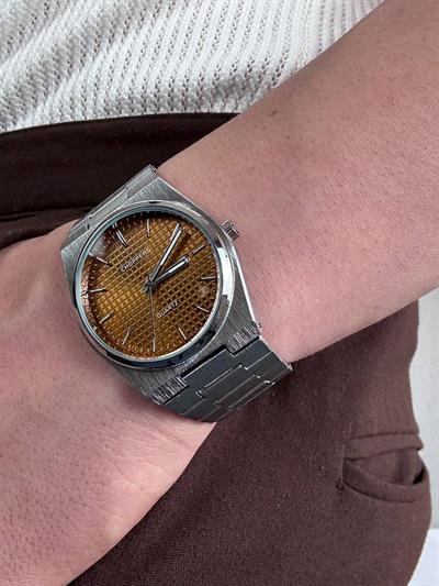 Brown Dial Silver Vintage Wristwatch