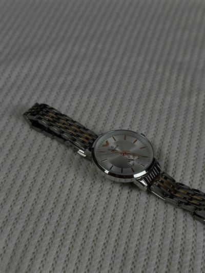 C.S Woman White Screen Vintage Wristhwatch