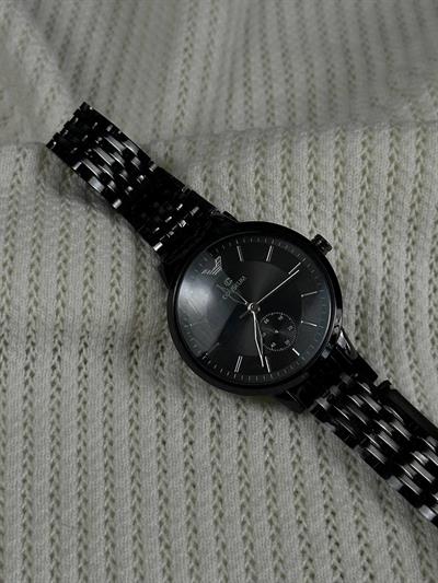 C.S Woman Black Screen Vintage Wristhwatch