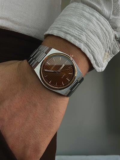 C.S Silver Cord Brown Screen Vintage Wristhwatch