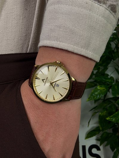 Castrian Vintage The Retro Monarch