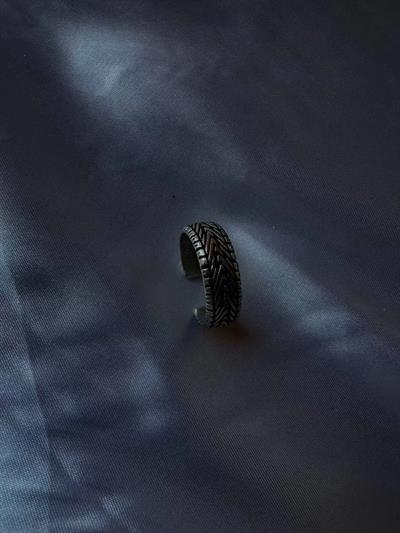 Crack Ring