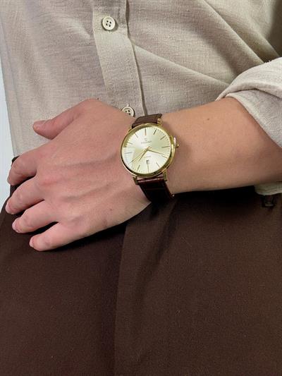 Dark Brown 92 S Leather Cord Vintage Wristhwatch VV