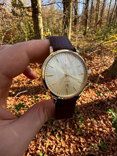 Dark Brown 92 S Leather Cord Vintage Wristhwatch VV