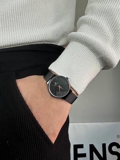 Denacci Thin Strap Vintage Wristhwatch