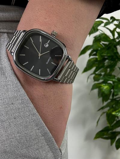 Elite Dark Vintage Wristhwatch VV
