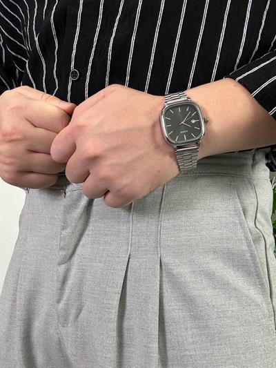 Elite Dark Vintage Wristhwatch VV