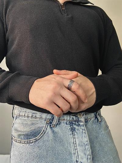 Embossed Ring