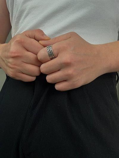 Engraved Ring