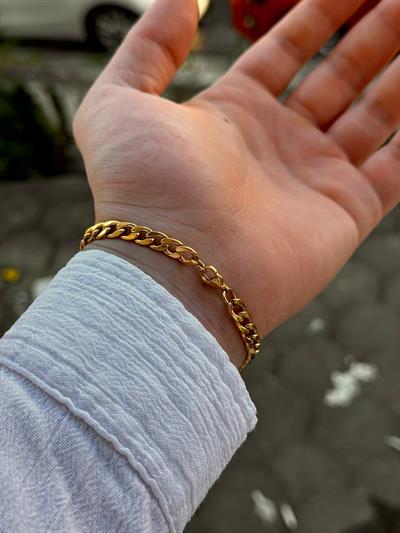 Gold Chain Bracelet