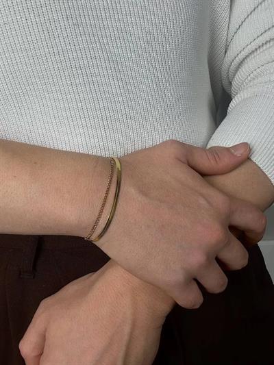 Gold Slim-Thick Bracelet