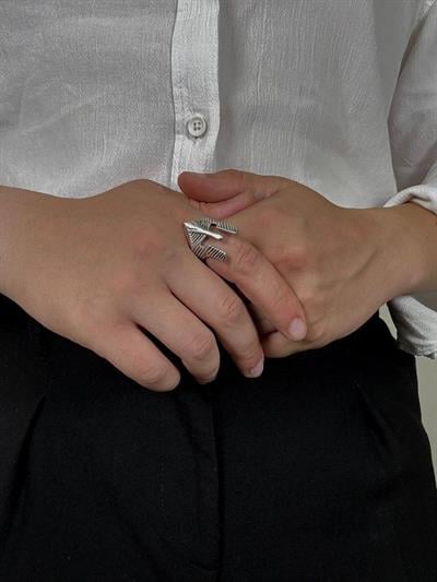 Helmet Ring