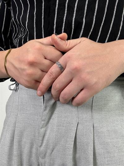 Line Ring