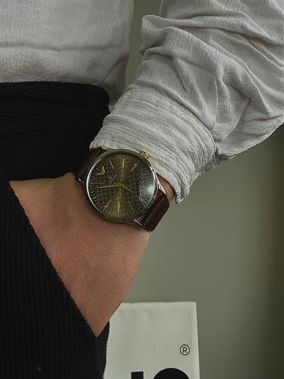Old Money Sun Screen Wristhwatch