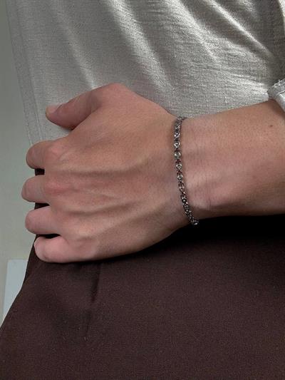 Patterned Chain Bracelet